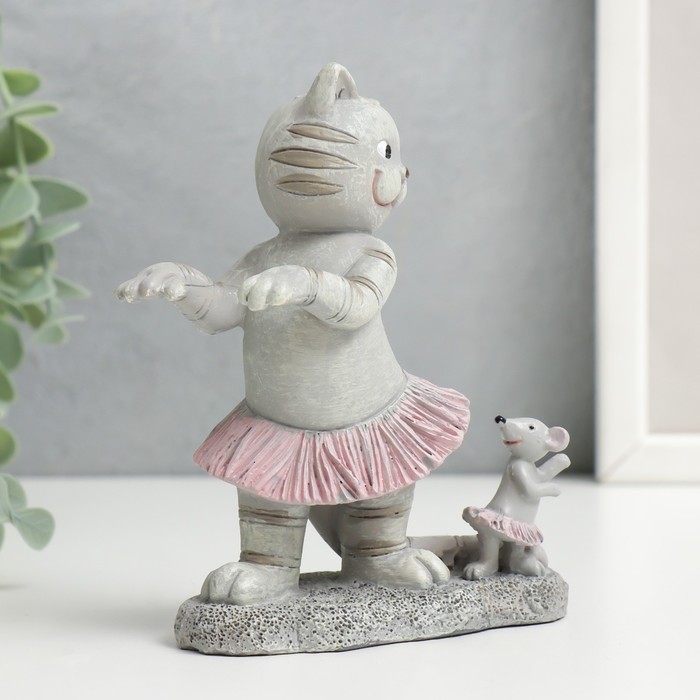 Фигурка полистоун «Кот и мышка: гавайские танцы», 11.5×5×10.5 см
