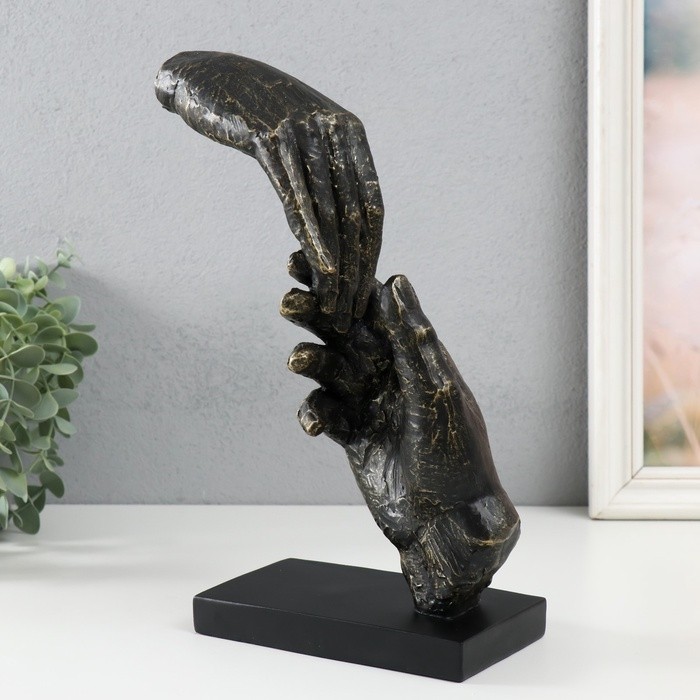 Фигурка полистоун «Касание рук», под металл, 18.4×10.4×29.4 см