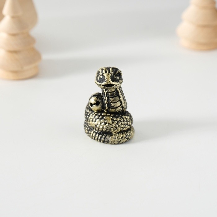 Фигурка полистоун «Змея», 2×2×3.5 см, МИКС