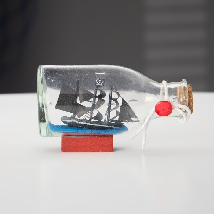 Корабль в бутылке «Тайна», фигурка, 15×4×6 см, чёрный