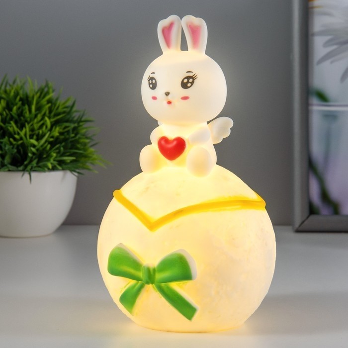 Фигурка светящаяся RISALUX «Зайка на луне», LED-ночник, 1 Вт, 3×LR44, белый, 10×10×17 см