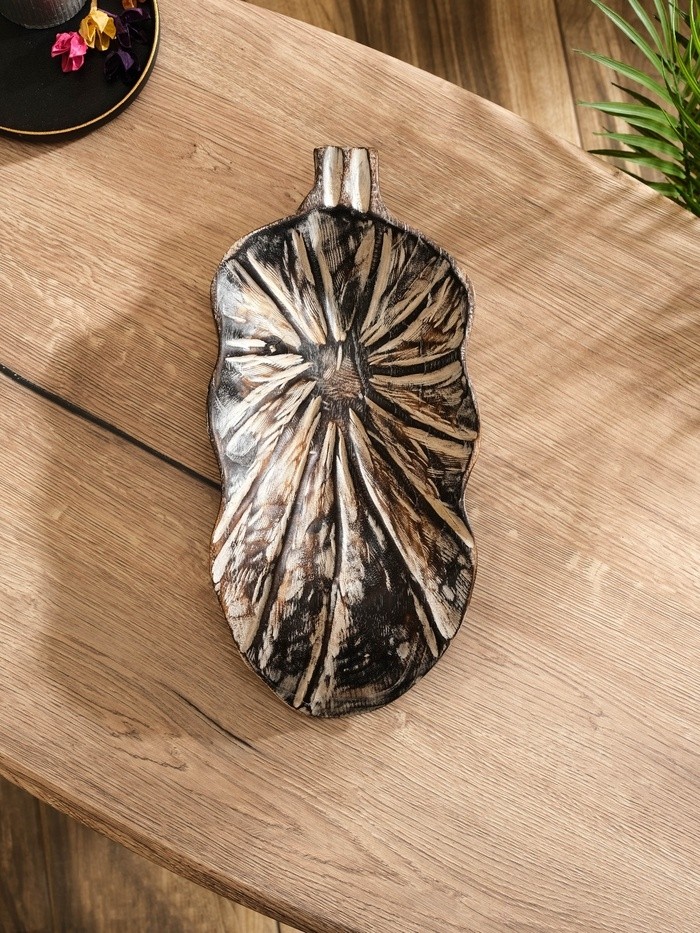 Блюдо «Лист», 35×18×6 см, дерево Джати