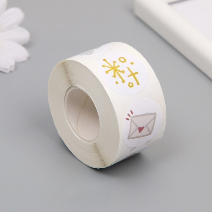 Наклейка бумага "Котик и мишка" d=2,5 см 500 шт в рулоне 3х5,5х5,5 см