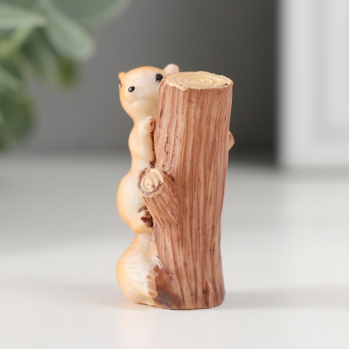 Фигурка полистоун «Озорная белочка», 2×5×4 см, МИКС (Цена за 2 шт.)