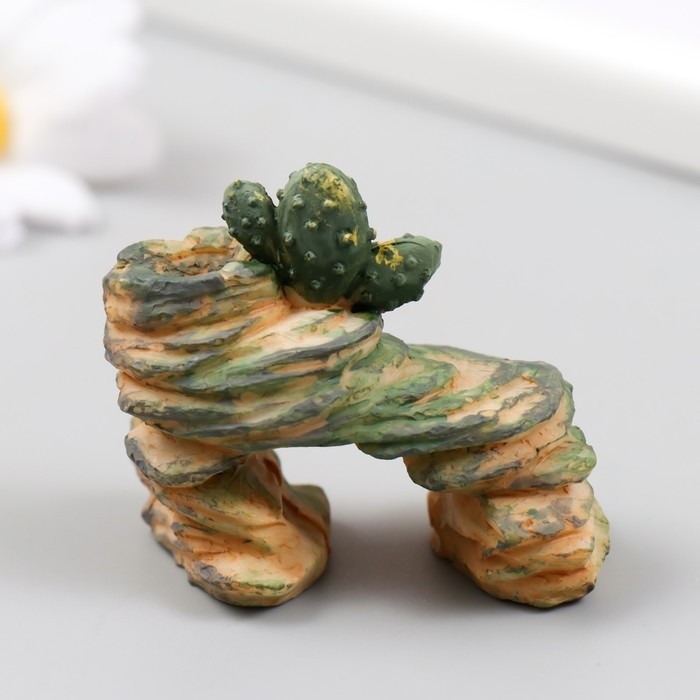 Фигурка для флорариума полистоун «Сад камней и кактус», 5×2.8×4.5 см (Цена за 2 шт.)
