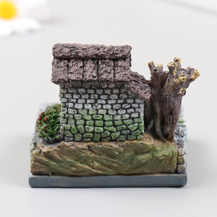 Фигурка для флорариума полистоун «Каменный дом с садиком», 7×6×6.5 см