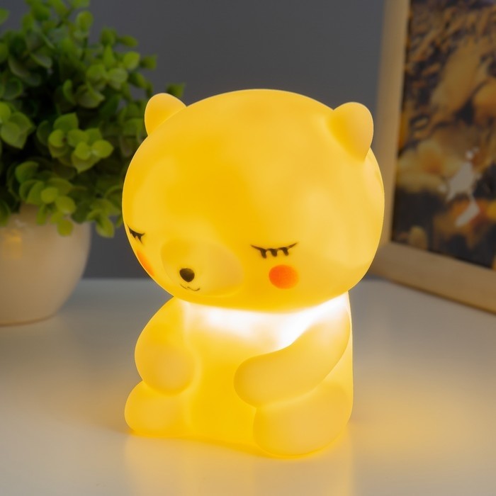 Фигурка светящаяся RISALUX «Медвежонок», LED-ночник, от батареек 3×LR44, жёлтый, 7×7×11.5 см