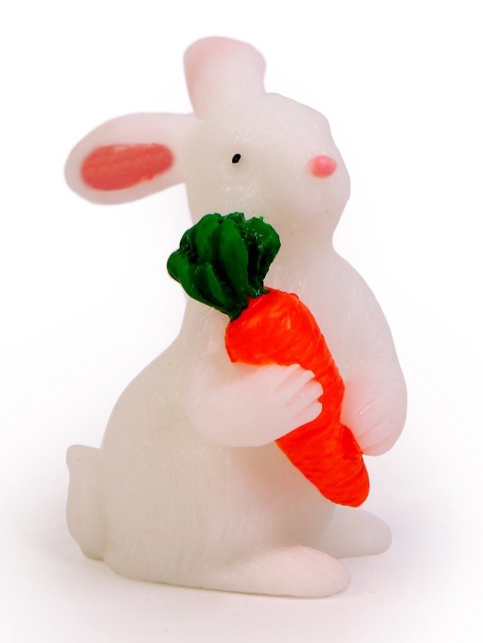 Миниатюра кукольная «Заяц с морковкой», 2.5×3×3.5 см