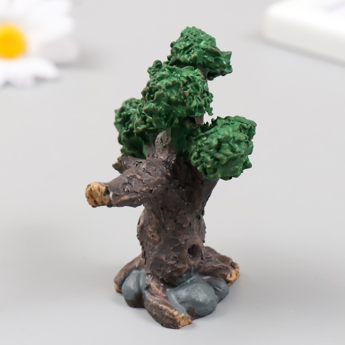 Фигурка для флорариума полистоун «Дерево», 6×7×5.5 см