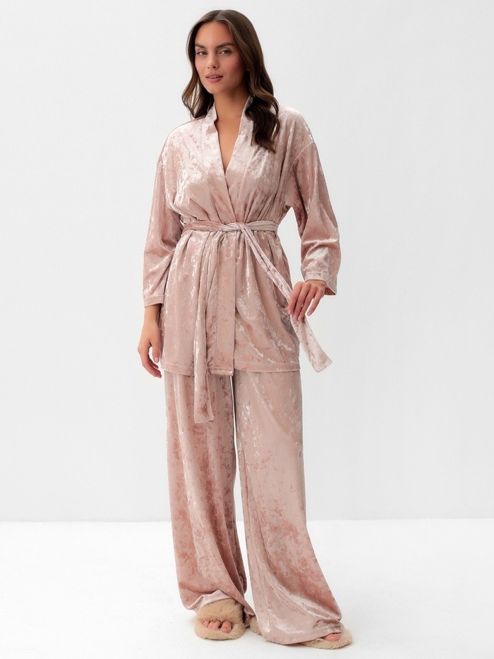 Костюм женский (жакет и брюки) KAFTAN «Бархат», розовый