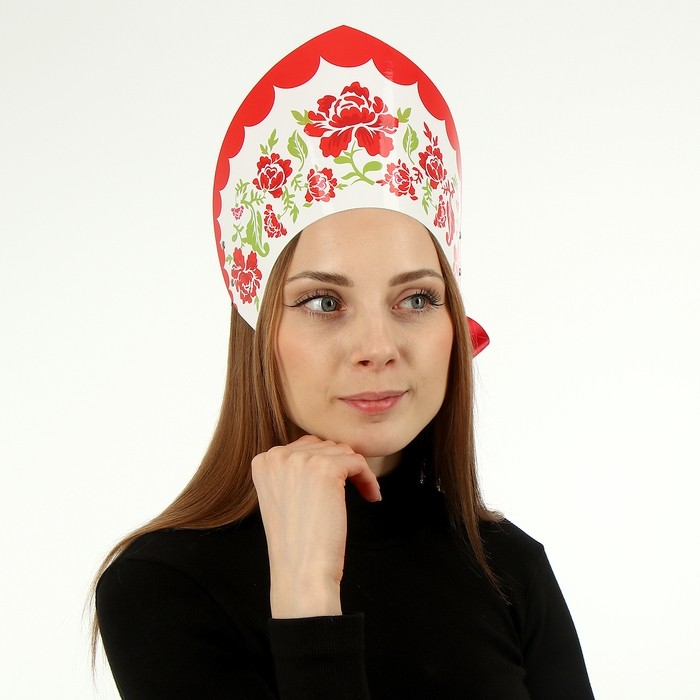 Кокошник «Розы на белом»