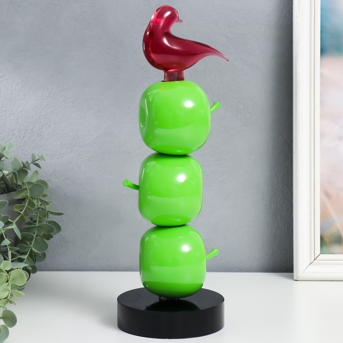 Фигурка полистоун «Птичка на трёх яблочках», зелёный, 11.5×11.5×34 см