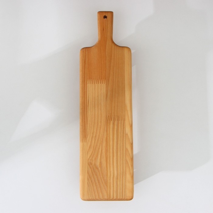 Доска деревянная сервировочная с ручкой Adelica, на ножках, 38×10×6 см, берёза
