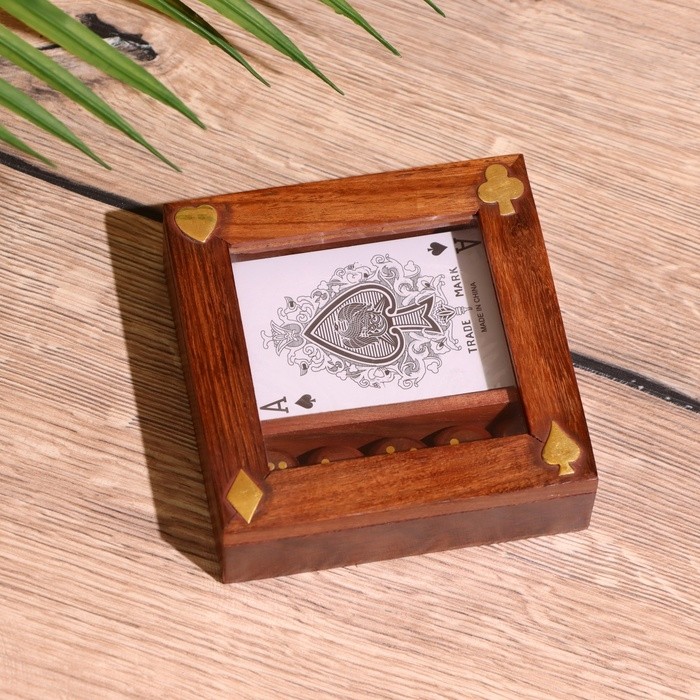 Игра настольная 2 в 1, кубики, колода карт, 11.5×11.5×3.5 см, дерево шишам