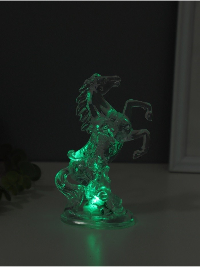 Светодиодная свеча, ночник LED RISALUX «Конь», RGB, 3×AG13, 5×8×15 см