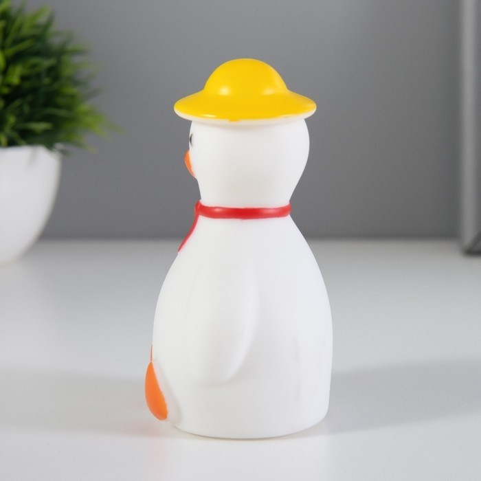 Фигурка светящаяся RISALUX «Кряква», LED-ночник, 1 Вт, 3×LR44, белый, 7×5×11.5 см