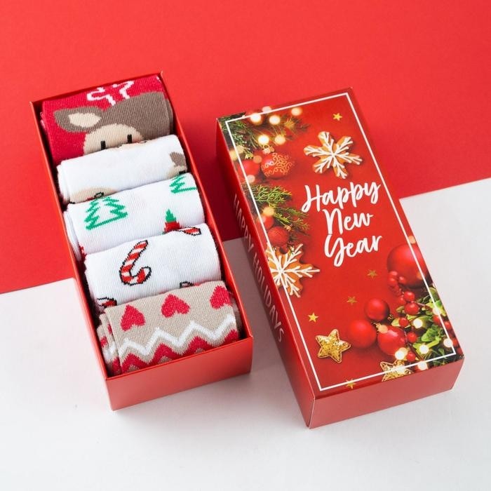 Набор новогодних женских носков KAFTAN "Happy holidays" размер 36-40 (23-25 см), 5 пар