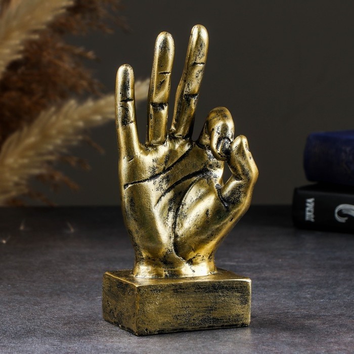 Фигурка полистоун TAKE IT EASY «Жесты: Все будет ОК», 17×7×6 см