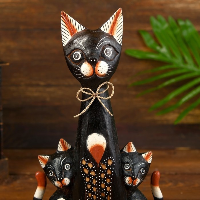 Сувенир «Три коричневые кошки», 5×18×30 см, дерево