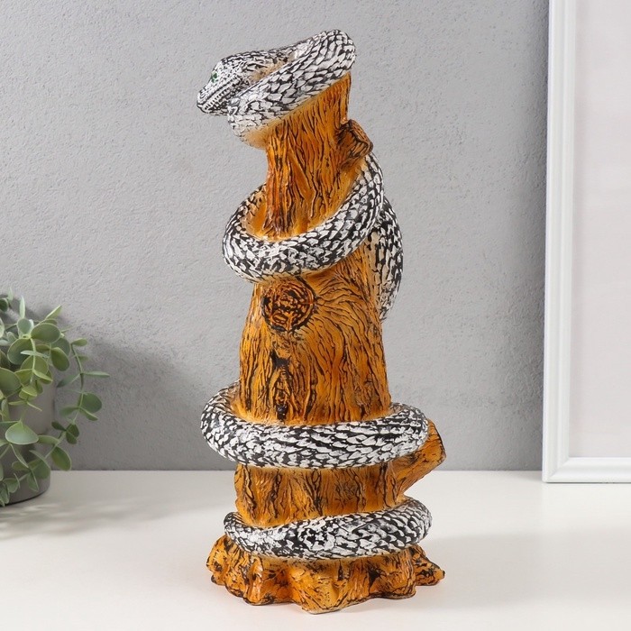 Фигурка гипс «Змея на пеньке» 33×14×15 см, чёрно-белый
